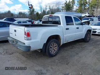 2008 Mitsubishi Raider LS with VIN 1Z7HT28K68S610064, listed as a IAAI auction lot 41908361 with 93,356 mi miles. Bid and sale history available at carsss.com. Image 4.
