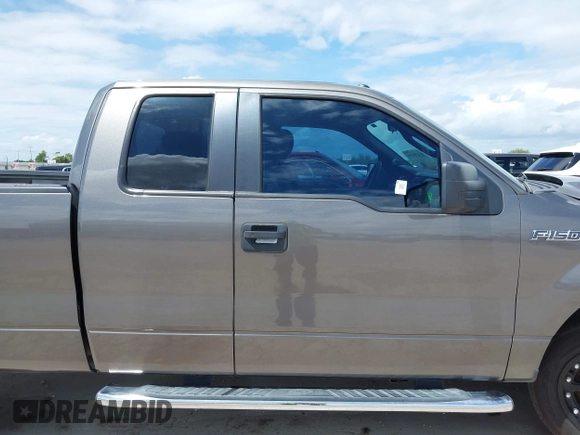 2014 Ford F-150 XL z VIN 1FTEX1CM0EFC15307, wystawiony jako IAAI lot #42620479 z przebiegiem 143 843 mil mil oraz . Historia ofert i sprzedaży dostępna na DreamBid. Obrazek 14.