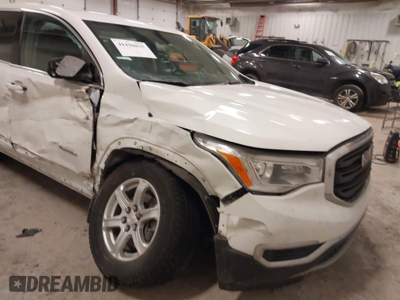 2019 GMC Acadia SLE with VIN 1GKKNKLAXKZ219061, listed as a IAAI auction lot 41198835 with 106,356 mi miles. Bid and sale history available at carsss.com. Image 6.