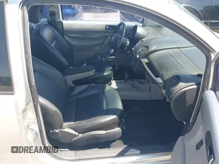 2001 Volkswagen Beetle GLX с VIN 3VWDC21CX1M414377, выставлен на аукционе IAAI как лот 42367043 с пробегом 78 353 миль миль и . История ставок и продаж доступна на DreamBid. Изображение 5.