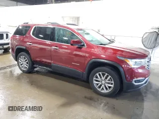 2017 GMC Acadia SLE z VIN 1GKKNLLA1HZ279308, wystawiony jako Copart lot #55702685 z przebiegiem 181 135 mil mil oraz Czysty tytuł • Clean title. Historia ofert i sprzedaży dostępna na DreamBid. Obrazek 4.