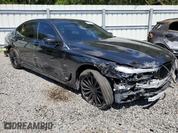 2019 BMW 7 Series 740i with VIN WBA7E2C51KB454698, listed as a Copart auction lot 67082613 with 10,000 mi miles. Bid and sale history available at carsss.com. Image 4.