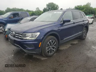 2021 Volkswagen Tiguan SE z VIN 3VV2B7AX3MM027365, wystawiony jako Copart lot #60692465 z przebiegiem 23 598 mil mil oraz Szkoda całkowita • Salvage title. Historia ofert i sprzedaży dostępna na DreamBid. Obrazek 1.