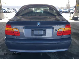 2003 BMW 3 Series 325xi with VIN WBAEU33433PH90917, listed as a Copart auction lot 49251395 with 277,403 mi miles and Salvage Title. Bid and sale history available at carsss.com. Image 6.