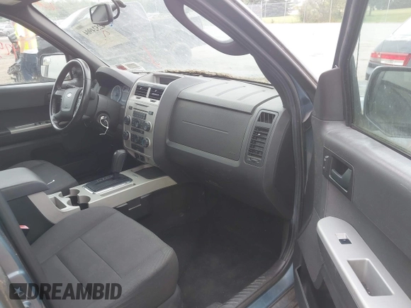 2012 Ford Escape XLT with VIN 1FMCU9D7XCKC22949, listed as a IAAI auction lot 42524904 with 106,430 mi miles and . Bid and sale history available at DreamBid. Image 5.