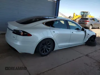 2019 Tesla Model S 75D с VIN 5YJSA1E20KF307100, выставлен на аукционе Copart как лот 54073805 с пробегом 93 644 миль миль и Списание • Salvage title. История ставок и продаж доступна на DreamBid. Изображение 3.