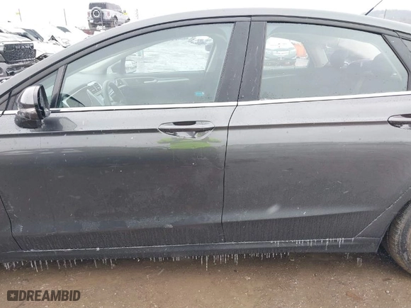 2016 Ford Fusion SE with VIN 3FA6P0H7XGR331935, listed as a IAAI auction lot 41548288 with 122,107 mi miles. Bid and sale history available at carsss.com. Image 14.
