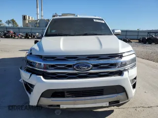 2023 Ford Expedition Platinum with VIN 1FMJU1M83PEA01148, listed as a Copart auction lot 88741545 with 42,843 mi miles and Salvage Title. Bid and sale history available at carsss.com. Image 5.