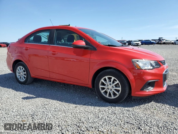 2018 Chevrolet Sonic LT z VIN 1G1JD5SH5J4106052, wystawiony jako Copart lot #52607635 z przebiegiem 83 110 mil mil oraz Szkoda całkowita • Salvage title. Historia ofert i sprzedaży dostępna na DreamBid. Obrazek 4.