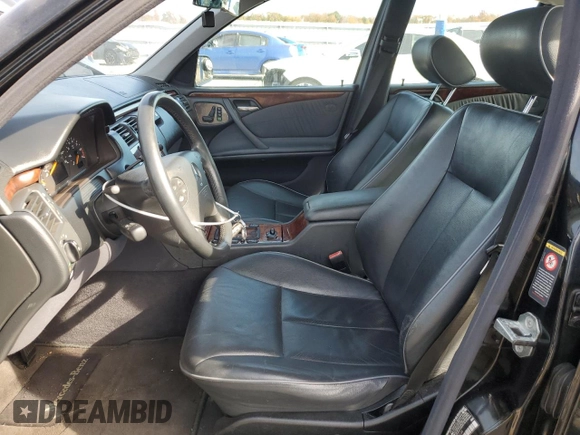 2000 Mercedes-Benz E-Class AWD with VIN WDBJF82J4YX039134, listed as a Copart auction lot 78083864 with 172,264 mi miles and Salvage Title. Bid and sale history available at carsss.com. Image 7.