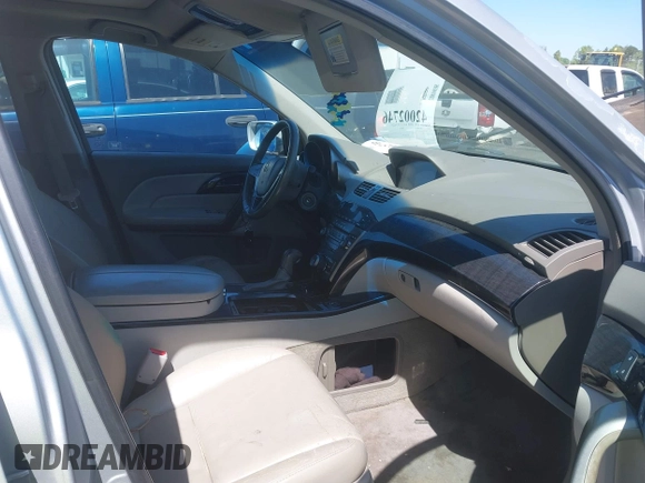 2009 Acura MDX Technology with VIN 2HNYD28699H529395, listed as a IAAI auction lot 42002746 with 204,575 mi miles and . Bid and sale history available at carsss.com. Image 5.