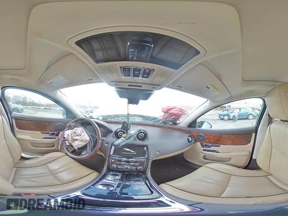 2019 Jaguar XJ with VIN SAJWJ1CD5K8W19663, listed as a Copart auction lot 51071665 with 28,468 mi miles and Salvage Title. Bid and sale history available at carsss.com. Image 12.