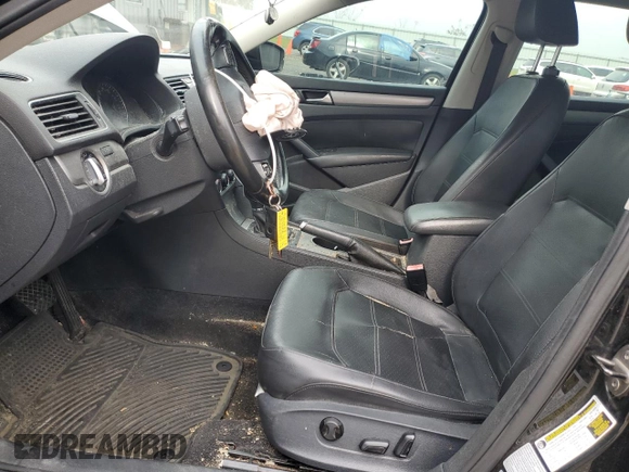 2015 Volkswagen Passat SE с VIN 1VWBS7A35FC007017, выставлен на аукционе Copart как лот 81090344 с пробегом 133 751 миль миль и На запчасти • Non repairable. История ставок и продаж доступна на DreamBid. Изображение 7.