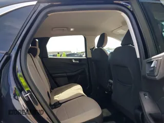 2021 Ford Escape SE Hybrid with VIN 1FMCU0BZ8MUA40236, listed as a IAAI auction lot 42237763 with 84,119 mi miles and . Bid and sale history available at DreamBid. Image 8.