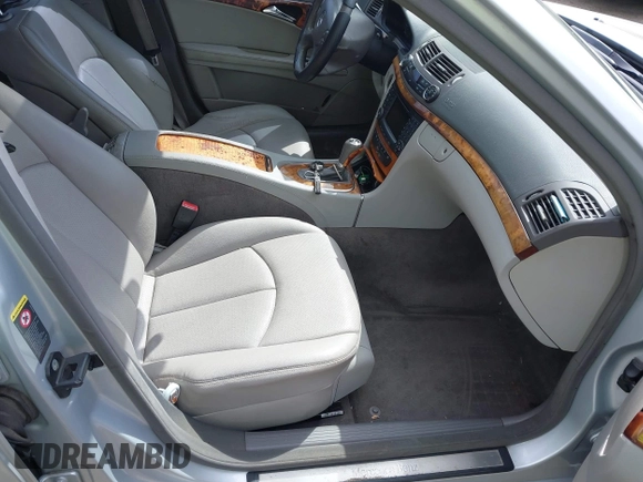 2008 Mercedes-Benz E 350 Luxury with VIN WDBUF87X98B271722, listed as a IAAI auction lot 42043577 with 177,856 mi miles and . Bid and sale history available at DreamBid. Image 5.