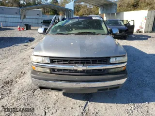 2002 Chevrolet Silverado 1500 LT with VIN 2GCEC19T821250979, listed as a Copart auction lot 82827974 with 219,131 mi miles and Salvage Title. Bid and sale history available at carsss.com. Image 5.