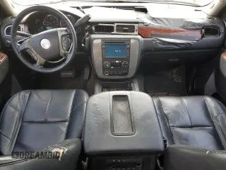 2010 GMC Yukon SLT with VIN 1GKMCCE35AR213217, listed as a Copart auction lot 46132185 with 275,571 mi miles and Salvage Title. Bid and sale history available at carsss.com. Image 8.