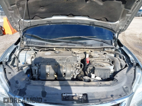 2013 Nissan Sentra SR z VIN 3N1AB7AP1DL673684, wystawiony jako IAAI lot #42372173 z przebiegiem 165 927 mil mil oraz . Historia ofert i sprzedaży dostępna na DreamBid. Obrazek 10.
