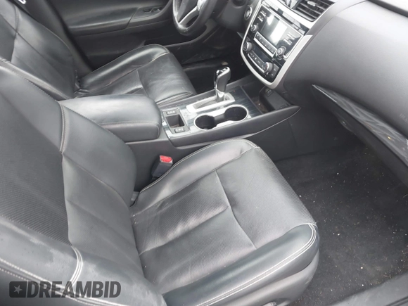 2018 Nissan Altima SR with VIN 1N4AL3AP9JC139011, listed as a IAAI auction lot 42018392 with 163,674 mi miles and . Bid and sale history available at carsss.com. Image 5.