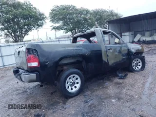 2011 GMC Sierra 1500 Work Truck z VIN 1GTN1TEA6BZ364282, wystawiony jako IAAI lot #39939222 z przebiegiem Nie podano mil oraz . Historia ofert i sprzedaży dostępna na DreamBid. Obrazek 4.