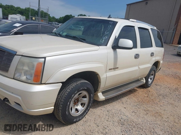 2006 Cadillac Escalade z VIN 1GYEK63N46R134468, wystawiony jako IAAI lot #42407664 z przebiegiem 240 664 mil mil oraz . Historia ofert i sprzedaży dostępna na DreamBid. Obrazek 2.