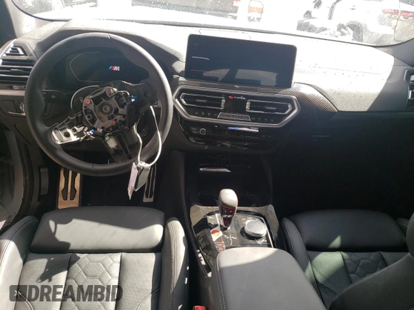 2022 BMW X3 M z VIN 5YM13EC0XN9M66145, wystawiony jako Copart lot #39769893 z przebiegiem 1682 mil mil oraz . Historia ofert i sprzedaży dostępna na DreamBid. Obrazek 8.