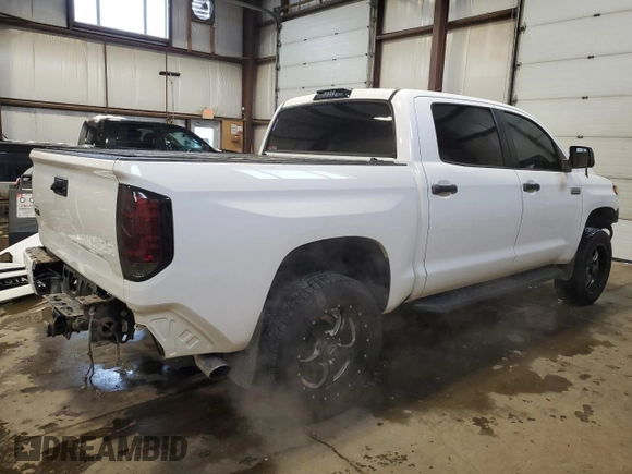2015 Toyota Tundra Platinum z VIN 5TFAY5F1XFX442410, wystawiony jako Copart lot #44332795 z przebiegiem 134 050 mil mil oraz Szkoda całkowita • Salvage title. Historia ofert i sprzedaży dostępna na DreamBid. Obrazek 3.