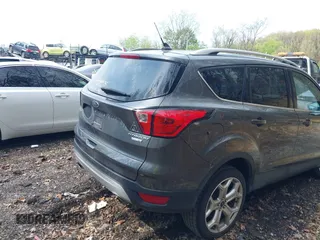 2019 Ford Escape Titanium с VIN 1FMCU9J99KUA43102, выставлен на аукционе IAAI как лот 42146907 с пробегом 91 724 миль миль и . История ставок и продаж доступна на DreamBid. Изображение 20.