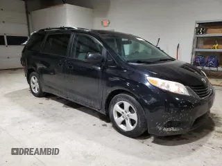 2017 Toyota Sienna LE Auto Access Seat with VIN 5TDKZ3DCXHS876538, listed as a Copart auction lot 42807185 with 165,047 mi miles and Salvage Title. Bid and sale history available at carsss.com. Image 4.