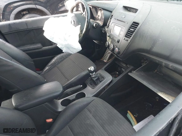 2015 Kia Forte 5-Door SX with VIN KNAFZ5A36F5359867, listed as a IAAI auction lot 41713090 with 72,048 mi miles. Bid and sale history available at carsss.com. Image 5.