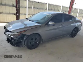 2023 Hyundai Elantra SEL z VIN KMHLM4AG6PU505379, wystawiony jako Copart lot #54817055 z przebiegiem 19 339 mil mil oraz Szkody całkowita. Historia ofert i sprzedaży dostępna na DreamBid. Obrazek 1.