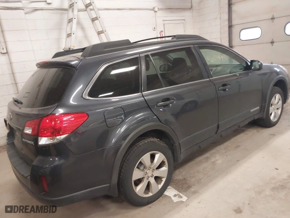 2010 Subaru Outback Premium All-Weather with VIN 4S4BRCCC2A3317473, listed as a IAAI auction lot 42039446 with 164,912 mi miles. Bid and sale history available at carsss.com. Image 4.