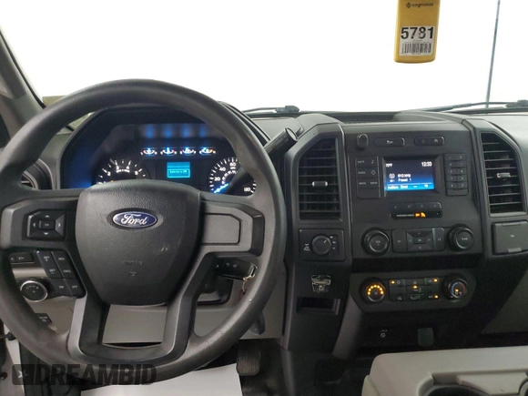 2017 Ford F-150 XL с VIN 1FTEX1EP8HKC88007, выставлен на аукционе IAAI как лот 42737723 с пробегом 114 417 миль миль и . История ставок и продаж доступна на DreamBid. Изображение 28.
