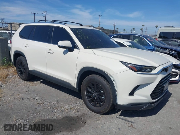 2024 Toyota Highlander XLE with VIN 5TDAAAA59RS007427, listed as a IAAI auction lot 42272224 with 14,260 mi miles and . Bid and sale history available at DreamBid. Image 1.