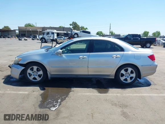 2005 Acura RL with VIN JH4KB16545C016170, listed as a IAAI auction lot 42164148 with 267,166 mi miles and . Bid and sale history available at DreamBid. Image 14.