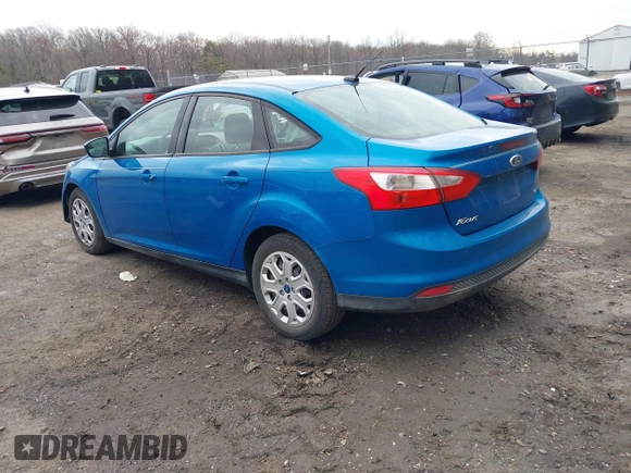 2012 Ford Focus SE with VIN 1FAHP3F26CL254085, listed as a IAAI auction lot 41901816 with 123,380 mi miles. Bid and sale history available at carsss.com. Image 3.