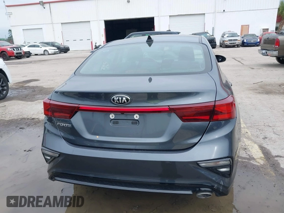 2021 Kia Forte LXS with VIN 3KPF24AD3ME314039, listed as a IAAI auction lot 38135646 with 82,935 mi miles. Bid and sale history available at carsss.com. Image 16.