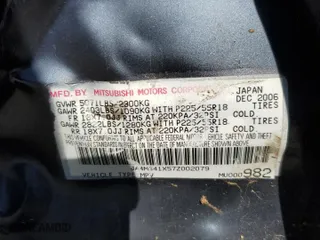 2007 Mitsubishi Outlander XLS with VIN JA4MS41X57Z002079, listed as a Copart auction lot 42331665 with 189,313 mi miles and Salvage Title. Bid and sale history available at carsss.com. Image 13.