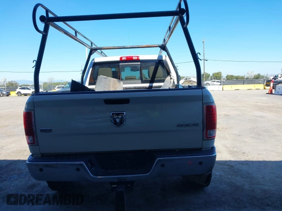 2014 Ram 2500 Laramie with VIN 3C6UR5FL0EG121515, listed as a IAAI auction lot 41859142 with 225,048 mi miles. Bid and sale history available at carsss.com. Image 17.