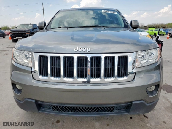 2011 Jeep Grand Cherokee Laredo with VIN 1J4RR4GT0BC705638, listed as a Copart auction lot 50790655 with 96,265 mi miles and Clean Title. Bid and sale history available at carsss.com. Image 5.