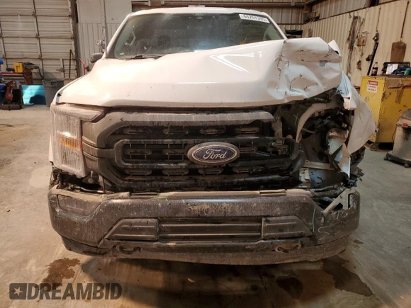 2022 Ford F-150 XL with VIN 1FTFX1E50NFA19636, listed as a Copart auction lot 44251395 with 49,155 mi miles and Salvage title. Bid and sale history available at DreamBid. Image 5.