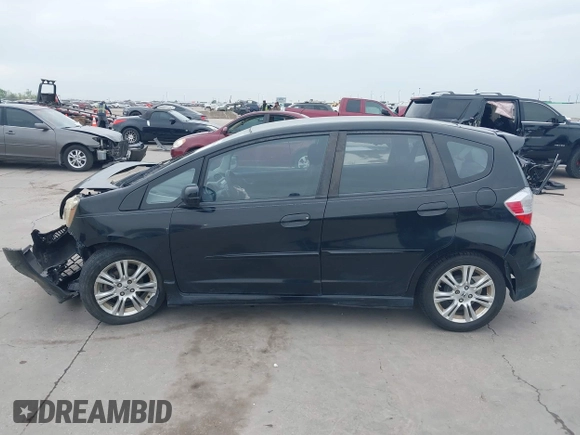 2010 Honda Fit Sport with VIN JHMGE8H42AC030959, listed as a IAAI auction lot 41908986 with 188,046 mi miles. Bid and sale history available at carsss.com. Image 14.
