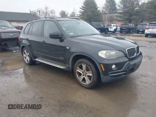2009 BMW X5 30i with VIN 5UXFE43529L266415, listed as a IAAI auction lot 41961999 with 164,351 mi miles. Bid and sale history available at carsss.com. Image 1.