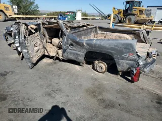 2006 Chevrolet Silverado 1500HD LT2 z VIN 1GCGK13U26F141378, wystawiony jako Copart lot #72618994 z przebiegiem Nie podano mil oraz Szkoda całkowita • Salvage title. Historia ofert i sprzedaży dostępna na DreamBid. Obrazek 2.