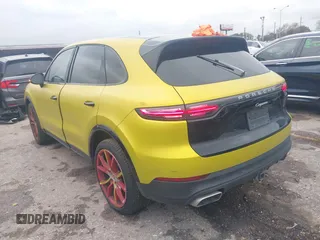 2020 Porsche Cayenne z VIN WP1AA2AY5LDA03828, wystawiony jako IAAI lot #41304951 z przebiegiem Nie podano mil oraz . Historia ofert i sprzedaży dostępna na DreamBid. Obrazek 3.