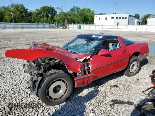 1985 Chevrolet Corvette z VIN 1G1YY0781F5136410, wystawiony jako Copart lot #47406815 z przebiegiem Nie podano mil oraz Szkoda całkowita • Salvage title. Historia ofert i sprzedaży dostępna na DreamBid. Obrazek 1.