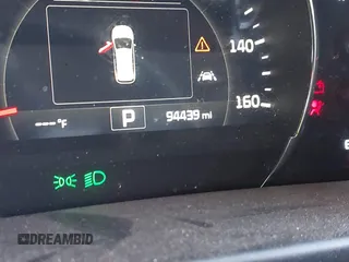 2018 Kia Sorento LX with VIN 5XYPG4A31JG415818, listed as a IAAI auction lot 41794227 with 94,439 mi miles. Bid and sale history available at carsss.com. Image 15.