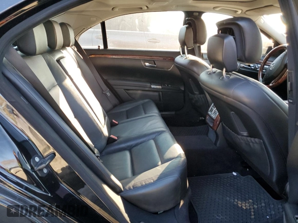 2010 Mercedes-Benz S 400 with VIN WDDNG9FB0AA300797, listed as a Copart auction lot 85998004 with Not Provided miles and Clean Title. Bid and sale history available at DreamBid. Image 10.