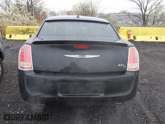 2013 Chrysler 300 with VIN 2C3CCABG1DH707991, listed as a IAAI auction lot 41983356 with 162,846 mi miles. Bid and sale history available at carsss.com. Image 16.