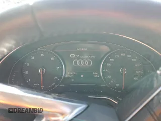2018 Audi Q7 Premium Plus with VIN WA1LAAF72JD025331, listed as a Copart auction lot 59190365 with 125,472 mi miles and Salvage title. Bid and sale history available at DreamBid. Image 9.